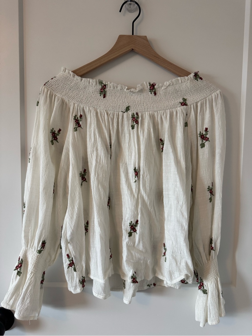 Altar'd State White Peasant Blouse with Red & Green Embroidery Size L - Picture 2 of 3